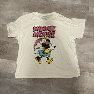 Minnie Mouse shirt